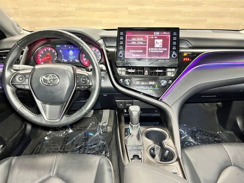 Used 2023 Toyota Camry XSE FWD image 2