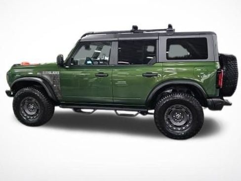 Used 2024 Ford Bronco Everglades image 10