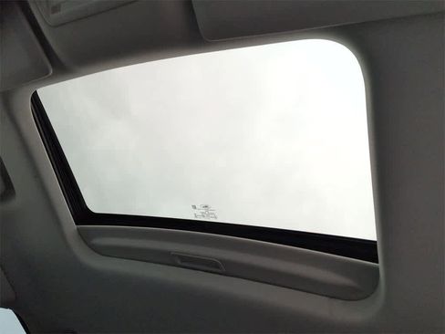 Certified 2022 Ford Maverick XL w/ Equipment Group 100A Standard image 20