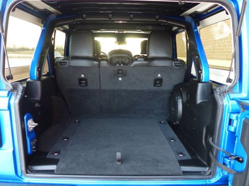 Used 2023 Jeep Wrangler Unlimited Rubicon 392 w/ Trailer Tow Package image 43