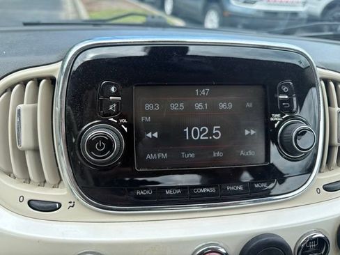 Used 2017 FIAT 500 Pop FWD image 18