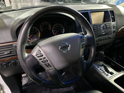 Used 2015 Nissan Armada Platinum image 19