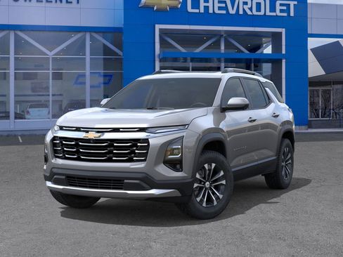 New 2026 Chevrolet Equinox LT w/ Convenience Package II image 6