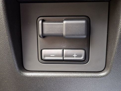 Used 2024 Chevrolet Colorado ZR2 w/ Safety Package image 28