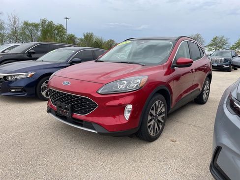 Used 2020 Ford Escape Titanium AWD/4WD image 2