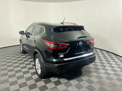 Used 2021 Nissan Rogue Sport SV image 5