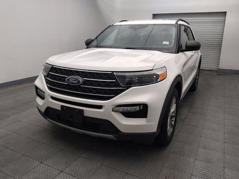 Used 2022 Ford Explorer XLT w/ Equipment Group 202A RWD image 15