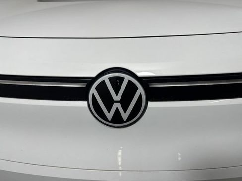 Used 2021 Volkswagen ID.4 Pro S w/ Gradient Package image 9