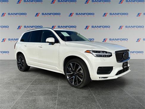 Used 2021 Volvo XC90 T6 Momentum w/ Climate Package image 7