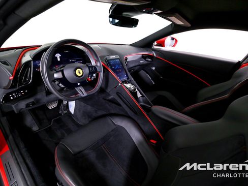 Used 2023 Ferrari Roma image 12
