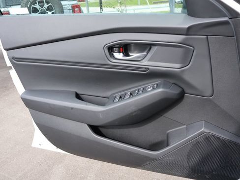 Certified 2023 Honda Accord EX image 28