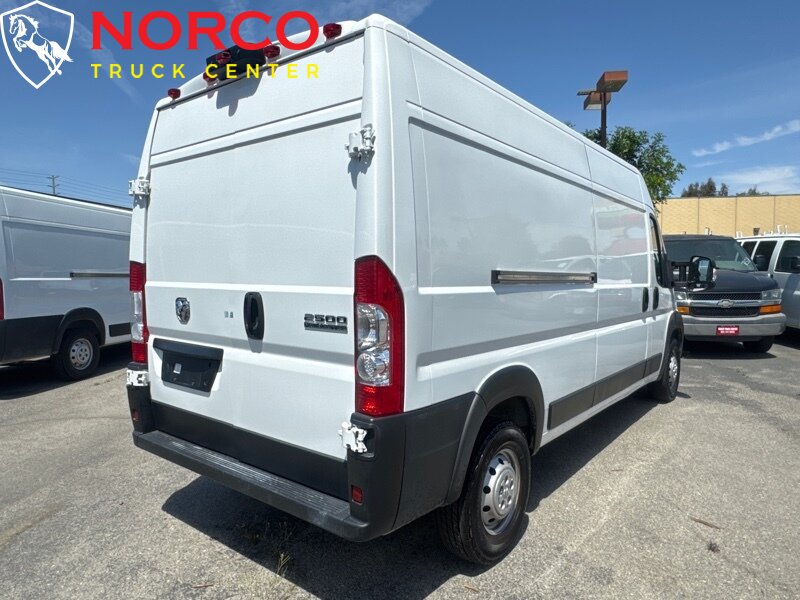 Used 2023 RAM ProMaster 2500 FWD image 12