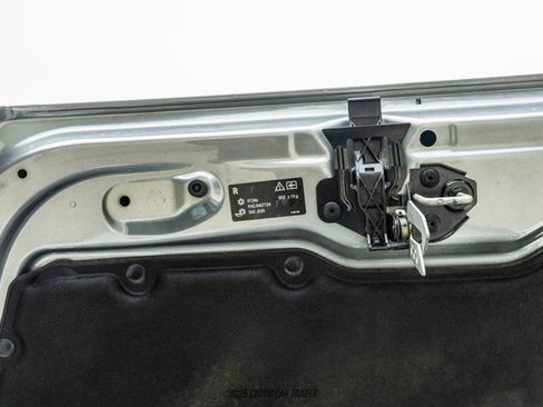 Used 2015 Rolls-Royce Ghost image 23