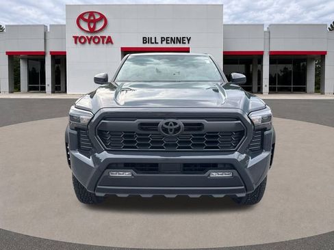 Used 2024 Toyota Tacoma TRD Off-Road AWD/4WD image 10