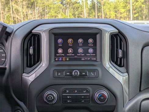 Used 2024 Chevrolet Silverado 2500 Custom w/ Custom Value Package image 17