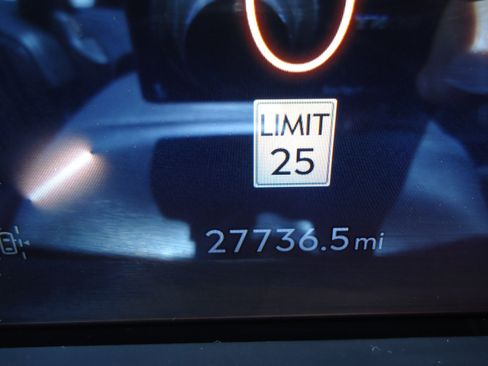 Used 2025 Lincoln Aviator Reserve w/ Equipment Group 201A AWD/4WD image 13