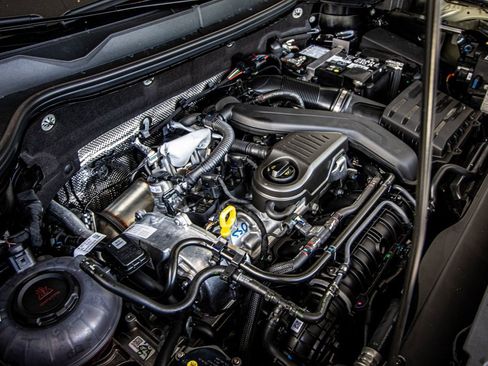 New 2026 Volkswagen Taos S image 22