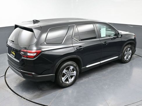 Used 2025 Honda Pilot EX-L image 46