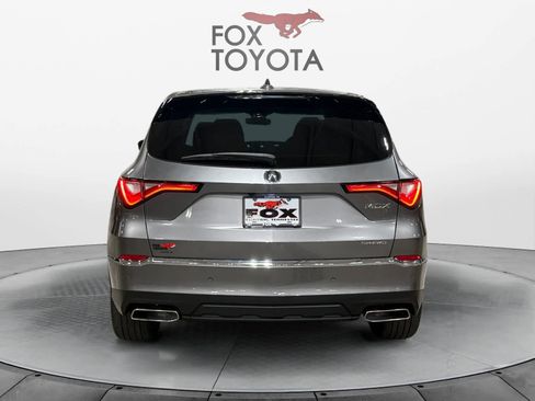 Used 2023 Acura MDX SH-AWD w/ Technology Package image 5