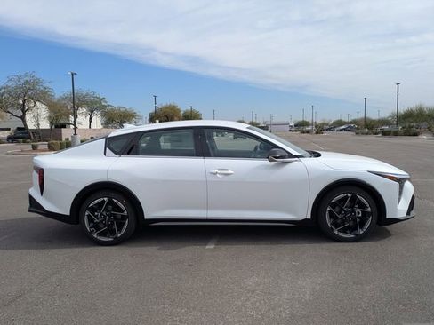 Certified 2025 Kia K4 GT-Line image 6