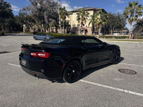 Used 2019 Chevrolet Camaro LT image 4