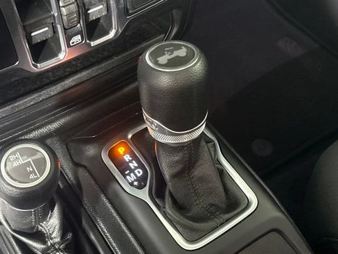 Used 2020 Jeep Wrangler Unlimited Sport S AWD/4WD image 26