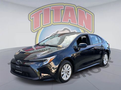 Certified 2026 Toyota Corolla LE w/ LE Premium Package FWD image 1
