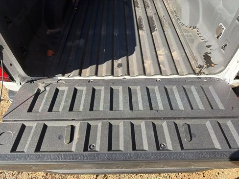 Used 2024 GMC Canyon AT4 w/ AT4 Premium Package image 12