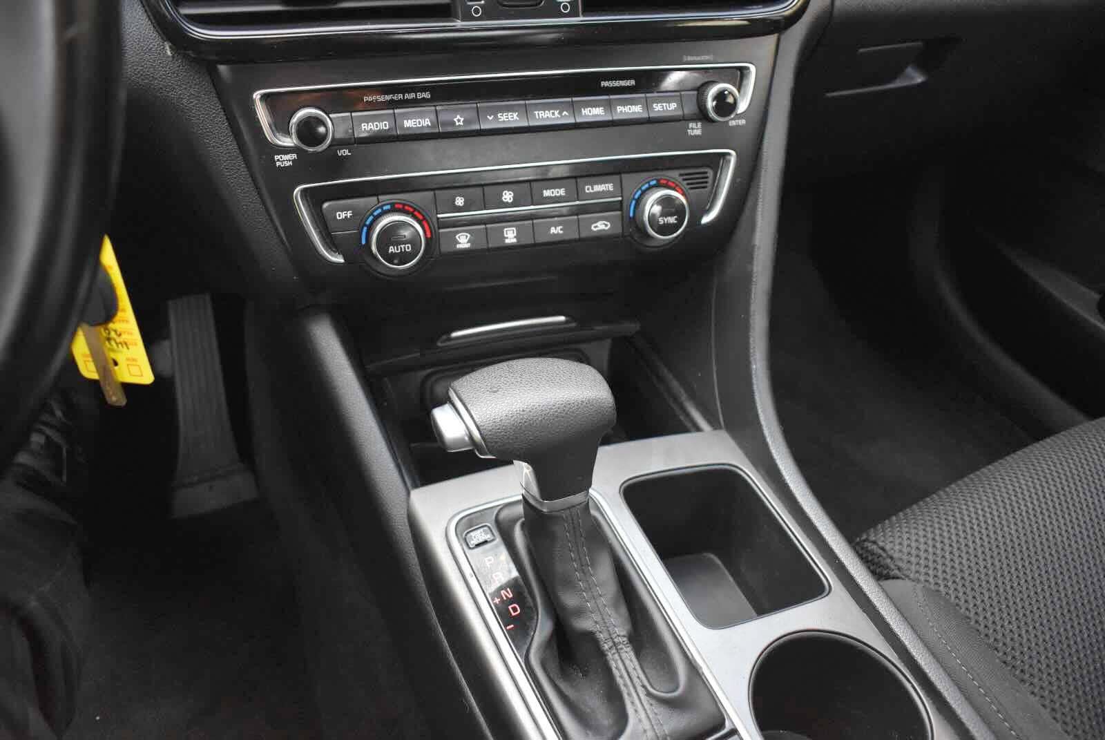 Used 2019 Kia Optima LX w/ LX Premium Package FWD image 11