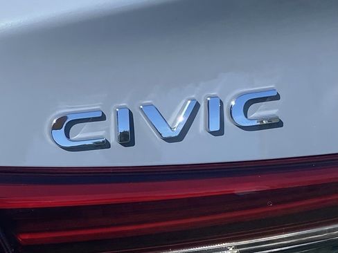 Used 2024 Honda Civic Touring image 22
