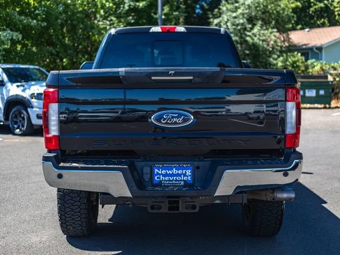 Used 2017 Ford F350 Lariat w/ Lariat Ultimate Package AWD/4WD image 11