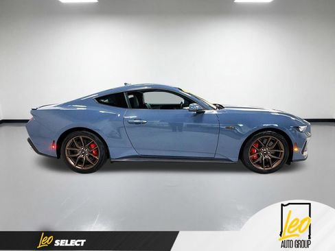 Used 2025 Ford Mustang GT Premium RWD image 6