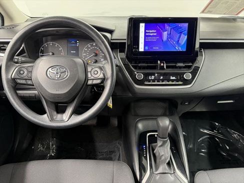 Certified 2023 Toyota Corolla LE image 29