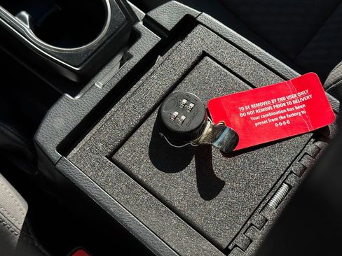 Certified 2023 Toyota Tacoma SR AWD/4WD image 24
