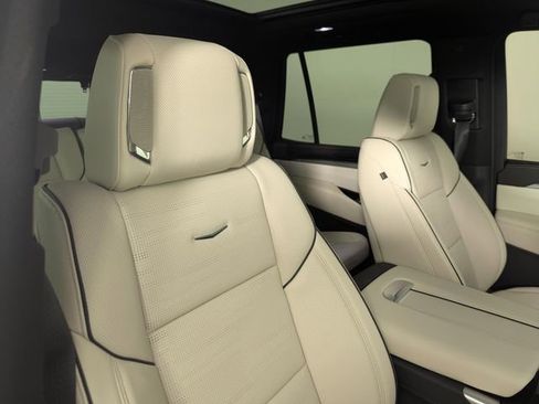 Used 2025 Cadillac Escalade Sport image 26