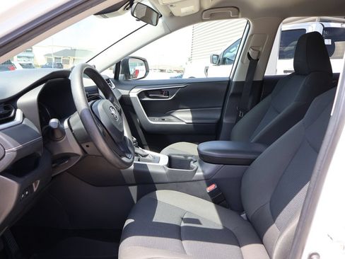 Used 2025 Toyota RAV4 LE FWD image 21