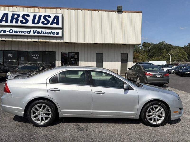 Used 2011 Ford Fusion SEL FWD image 9