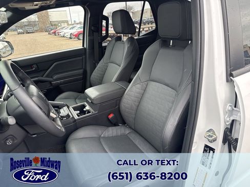 Used 2025 Toyota 4Runner TRD Off-Road Premium image 25