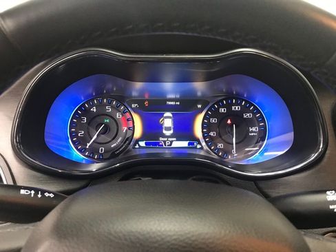 Used 2016 Chrysler 200 S w/ Navigation & Sound Group I image 15