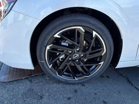 New 2026 Nissan Sentra SR image 10