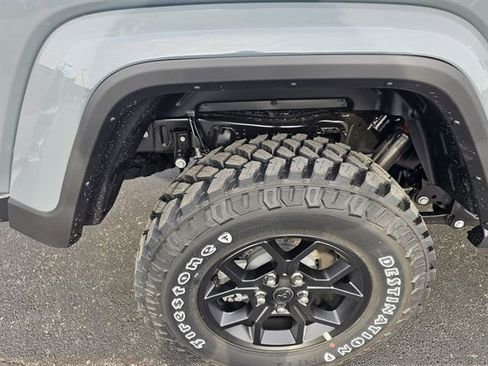 New 2026 Jeep Gladiator Sport image 8