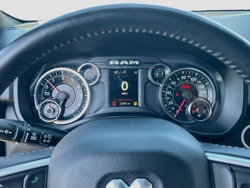 Used 2023 RAM 1500 Big Horn AWD/4WD image 12