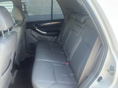 Used 2004 Toyota 4Runner Limited AWD/4WD image 9