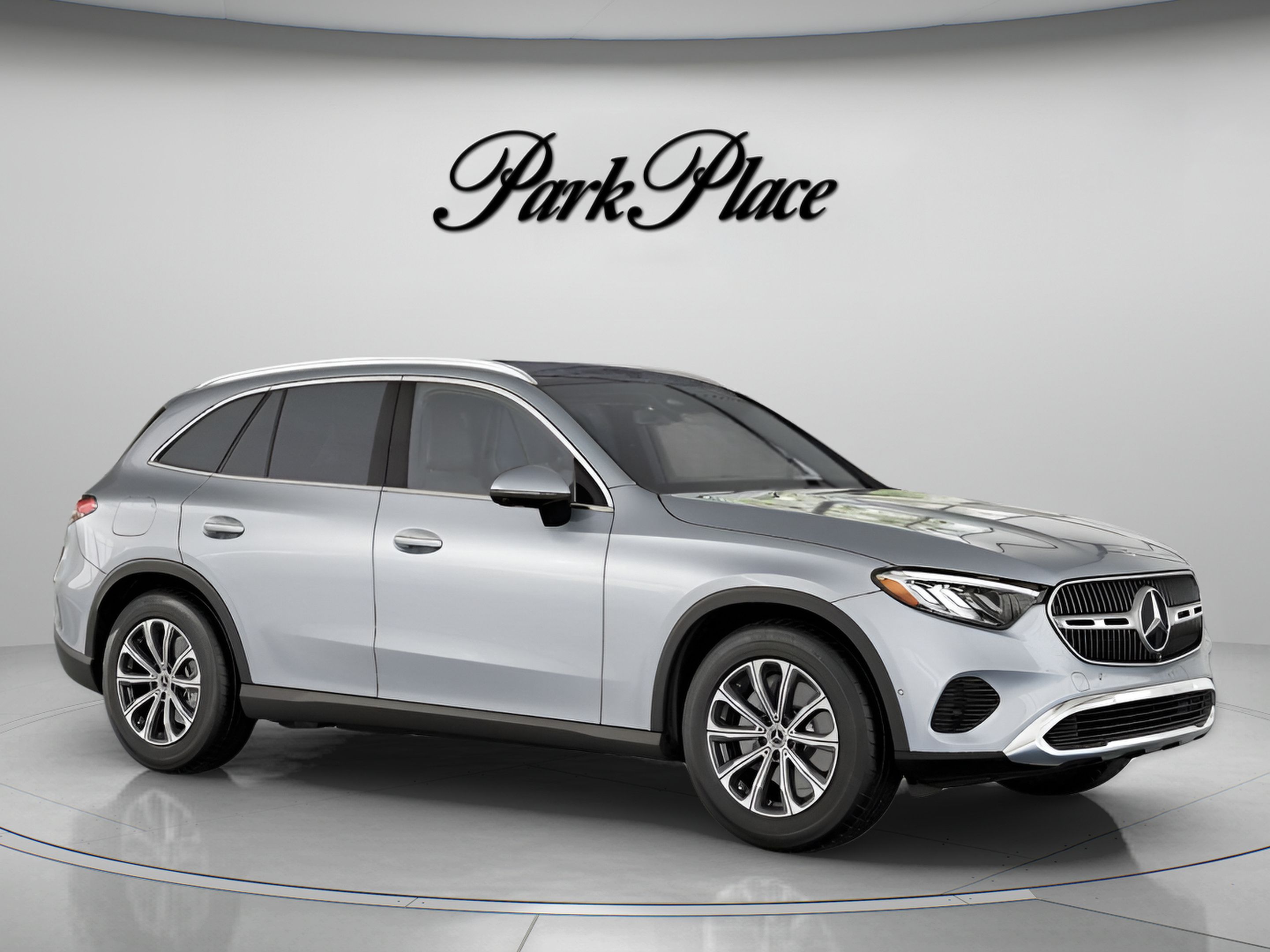 Used 2026 Mercedes-Benz GLC 300 4MATIC image 31