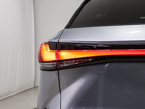 Used 2024 Lexus RX 350 Premium w/ Accessory Package (Z1) FWD image 11