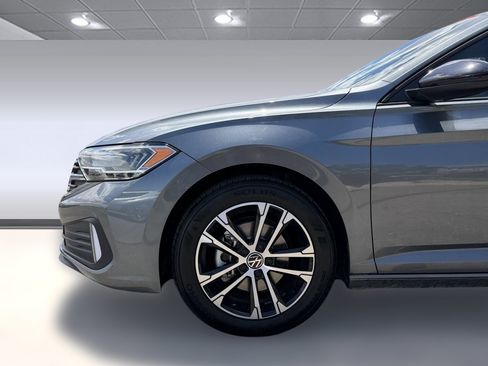 Used 2024 Volkswagen Jetta Sport FWD image 9