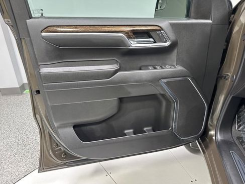 Used 2024 GMC Sierra 1500 Elevation image 8