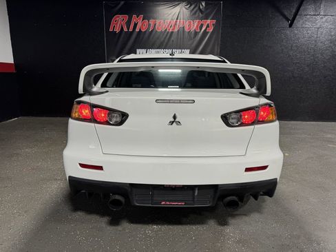 Used 2014 Mitsubishi Lancer Evolution GSR image 4