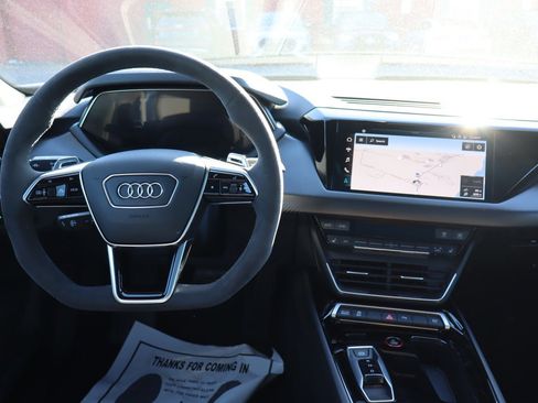 Used 2023 Audi e-tron GT Premium Plus image 12