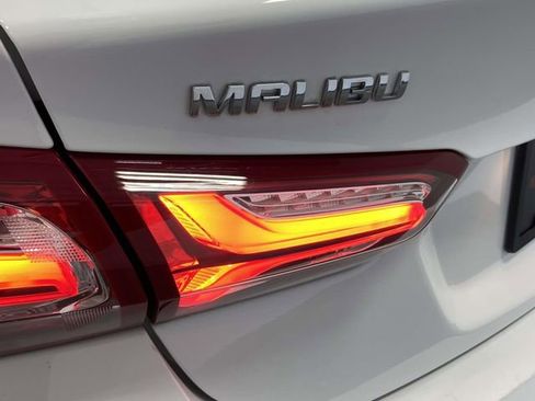 Used 2024 Chevrolet Malibu LT image 10